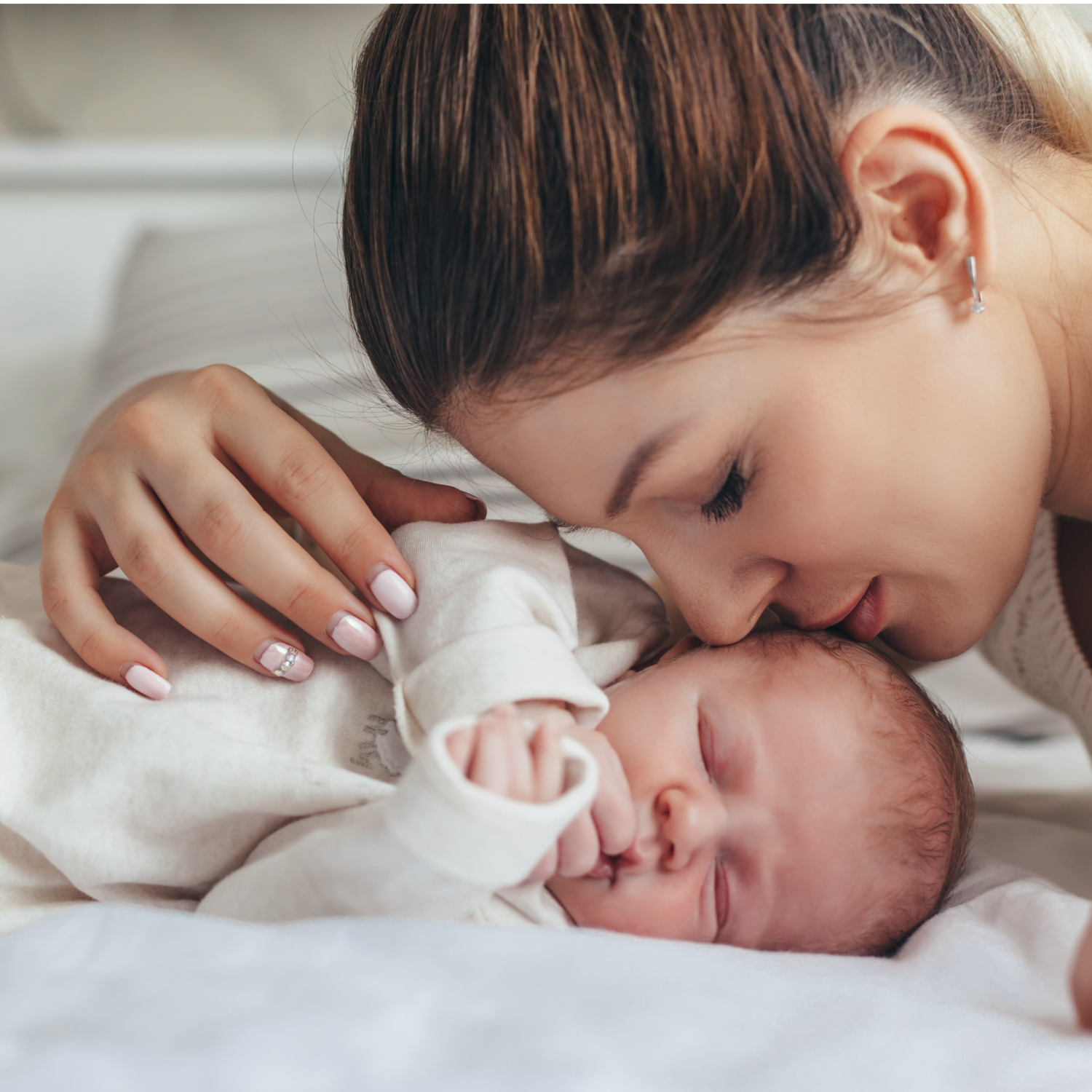 Baby Bonding Tips Postpartum